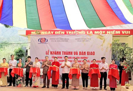 CSR số 3: Khánh thành và bàn giao Công trình “Tiếp sức em đến trường” tại xã Mường Nhé, huyện Mường Nhé, tỉnh Điện Biên csr-so-3-khanh-thanh-va-ban-giao-cong-trinh-“tiep-suc-em-den-truong”-tai-xa-muong-nhe-huyen-muong-nhe-tinh-dien-bien