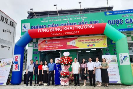 khai-truong-phong-tiem-chung-vac-xin-potec-951-hoa-an-cao-bang