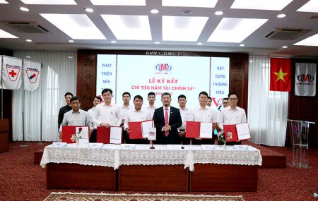 Lễ phát động và Ký chỉ tiêu, kế hoạch hành động các đơn vị kinh doanh năm tài chính 24th - Kênh hàng RBO le-phat-dong-va-ky-chi-tieu-ke-hoach-hanh-dong-cac-don-vi-kinh-doanh-nam-tai-chinh-24th-kenh-hang-rbo